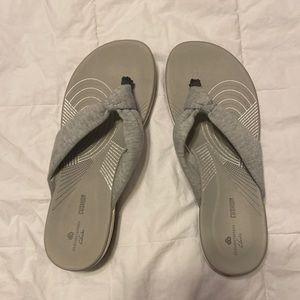 Clarks cloudsteppers cushion soft size8 gray with tag never worn.